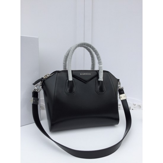 Givenchy D886430