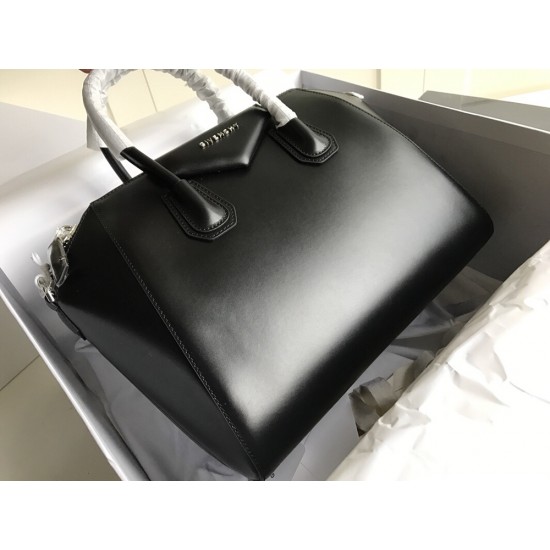 Givenchy D886480