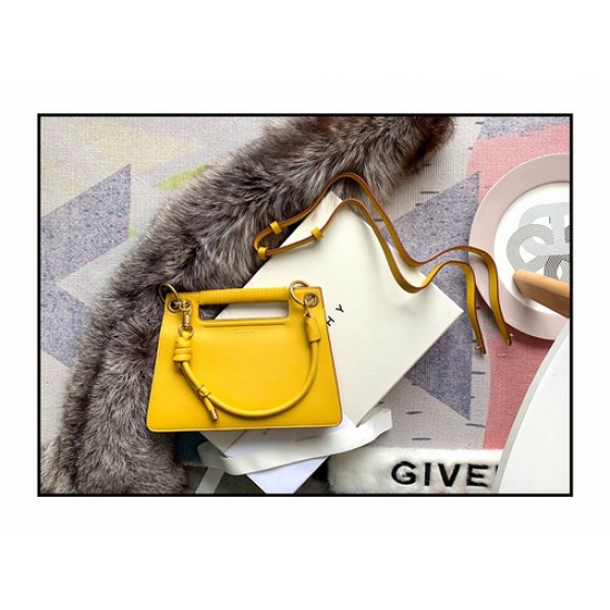 Givenchy D886700