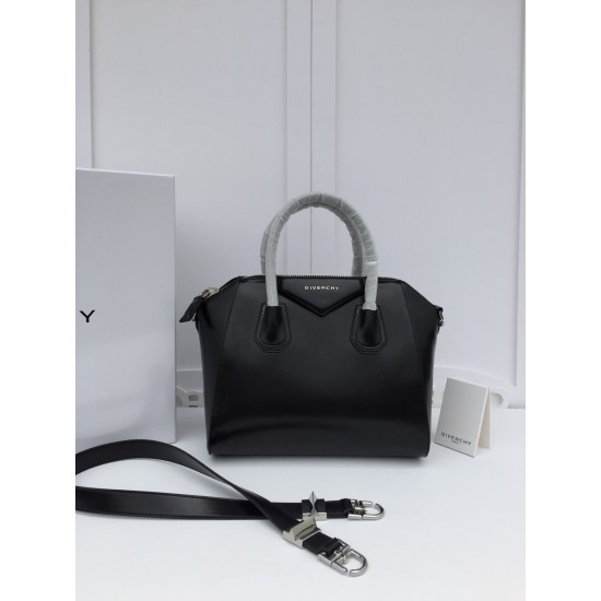 Givenchy D886430