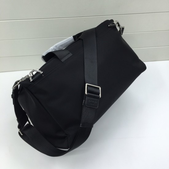 Givenchy D886360