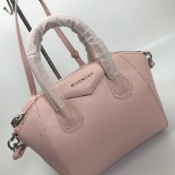 Givenchy D886430