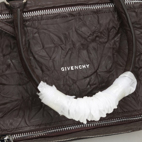 Givenchy D886520