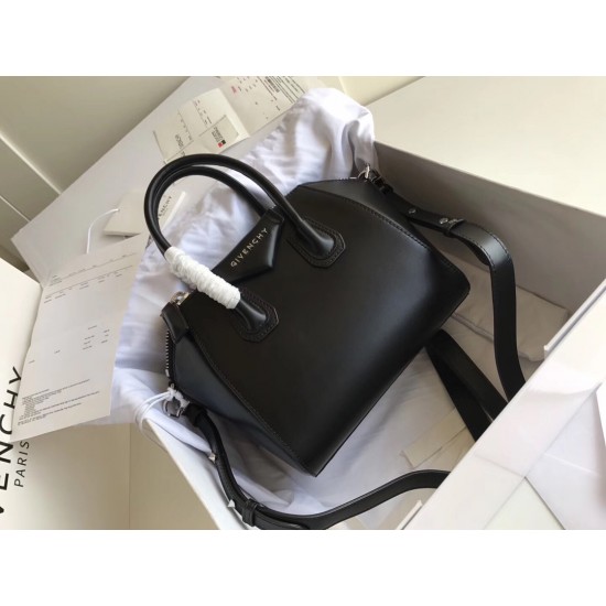 Givenchy D886430