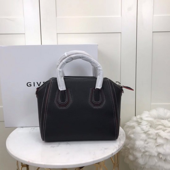 Givenchy D886500