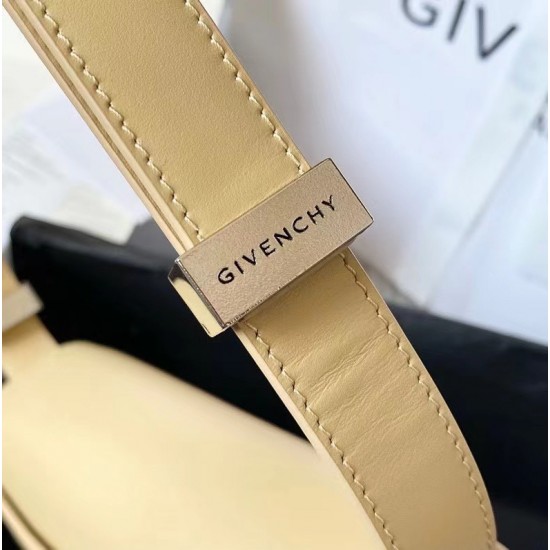 Givenchy D886520