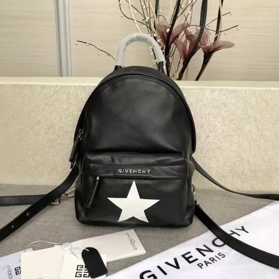 Givenchy D886450