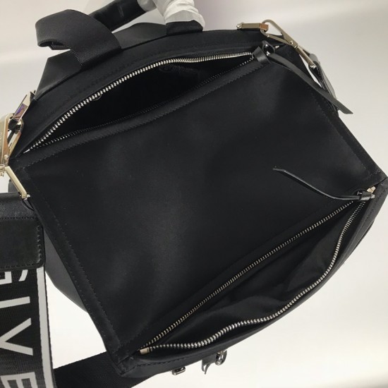 Givenchy D886300