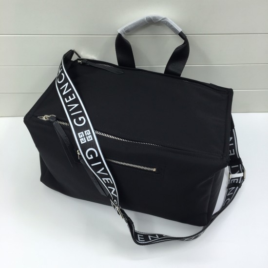 Givenchy D886360