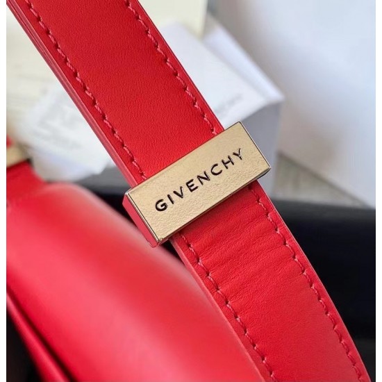 Givenchy D886520