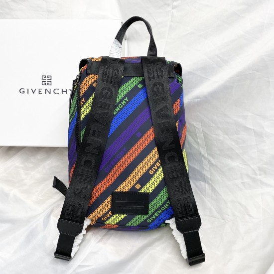 Givenchy D886320