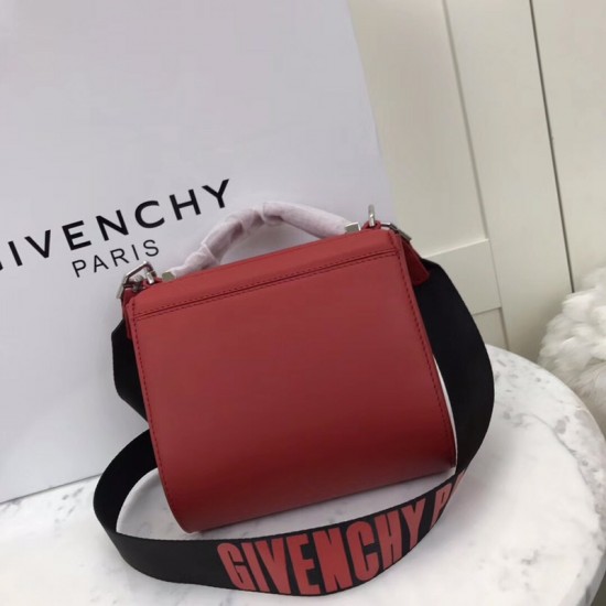 Givenchy D886450