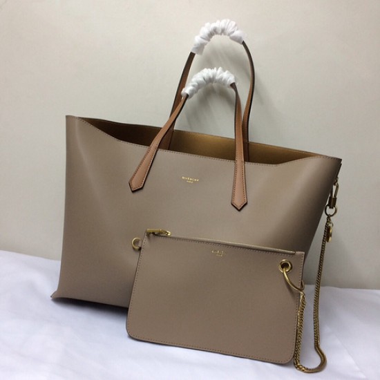 Givenchy D886650