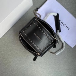 Givenchy D886460
