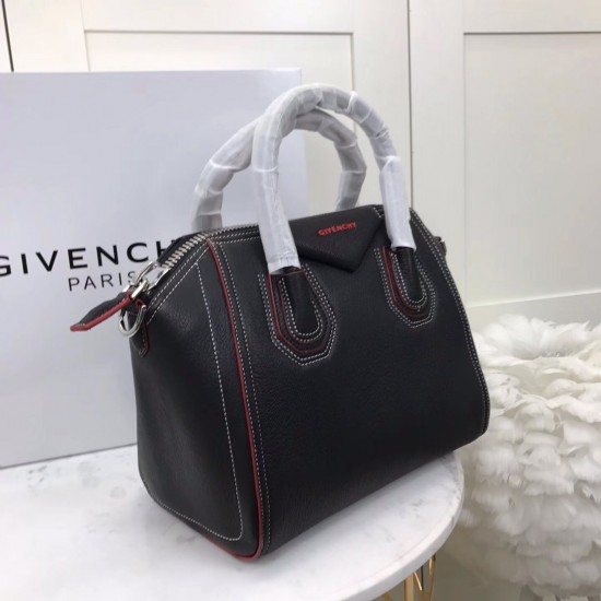 Givenchy D886500