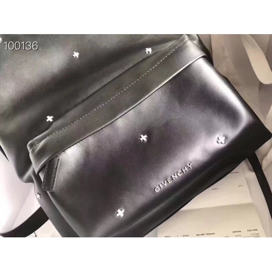 Givenchy D886450