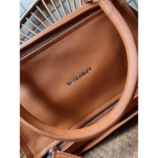 Givenchy D886430