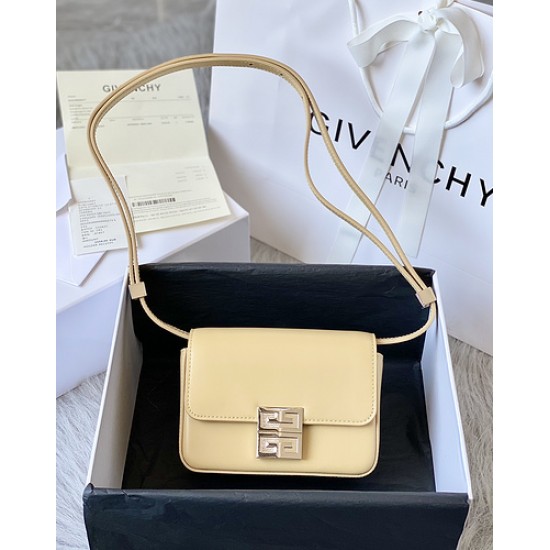 Givenchy D886450