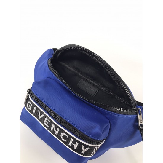 Givenchy  D886180