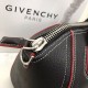 Givenchy  D886550