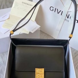 Givenchy D886520