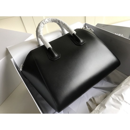 Givenchy D886480