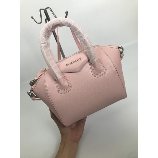 Givenchy D886430