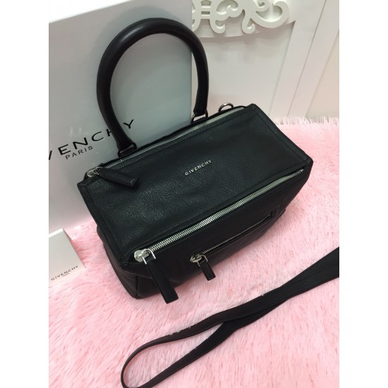 Givenchy D886480