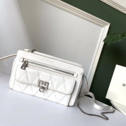 Givenchy D886620