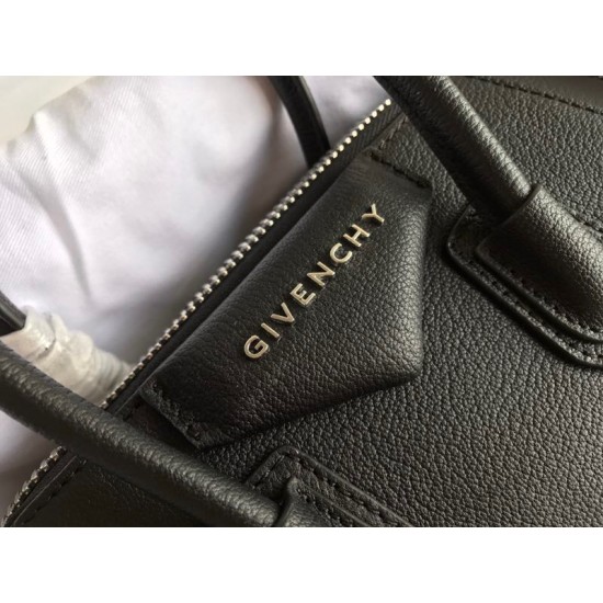 Givenchy D886430