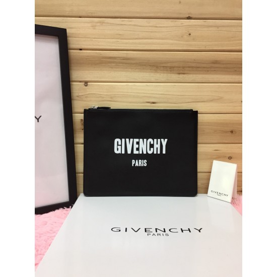 Givenchy D886130