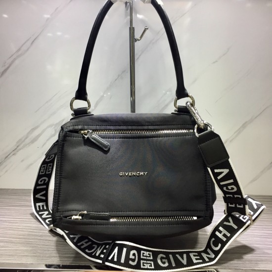 Givenchy D886300