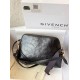 Givenchy D886500