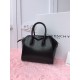 Givenchy D886400