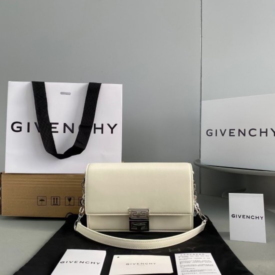 Givenchy D886500