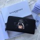 Givenchy  D886130