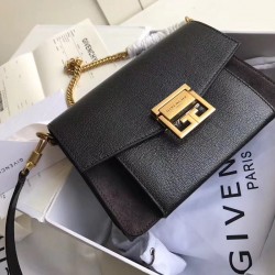 Givenchy D886650