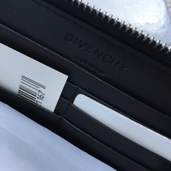 Givenchy  D886130