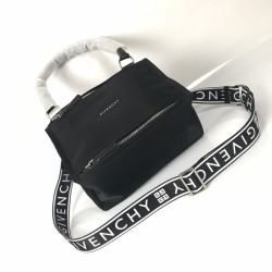 Givenchy D886390