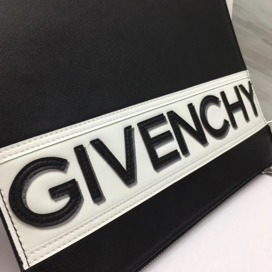 Givenchy  D886150