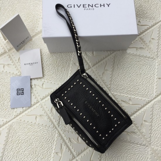 Givenchy D886260