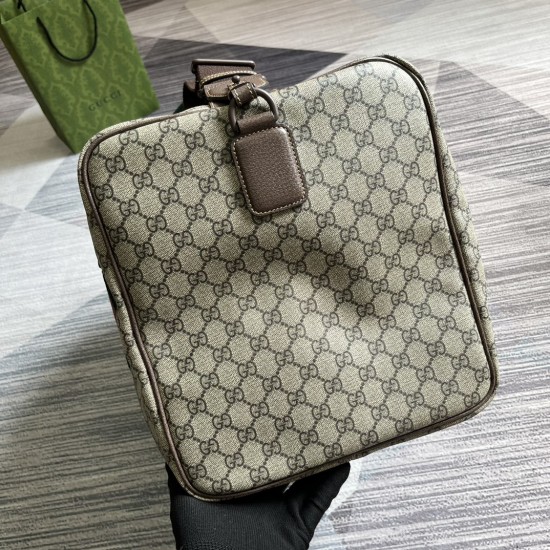 GUCCI 758664