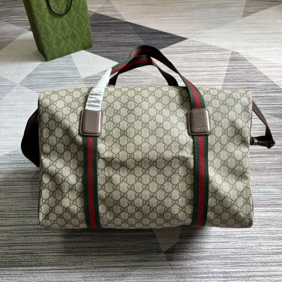 GUCCI 758664