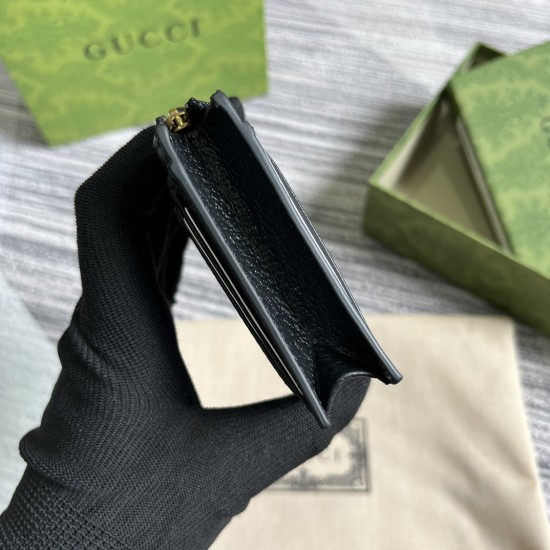 GUCCI 657589