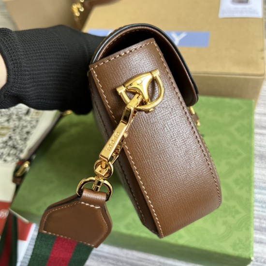 GUCCI 658574