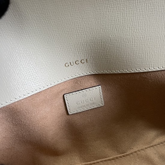 GUCCI 735178