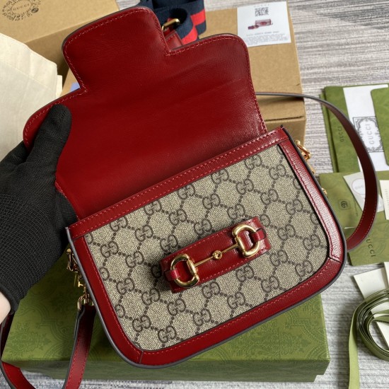 GUCCI 658574