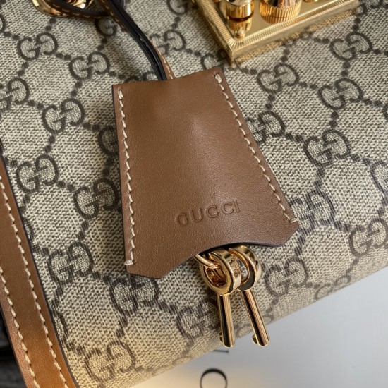 GUCCI 498156