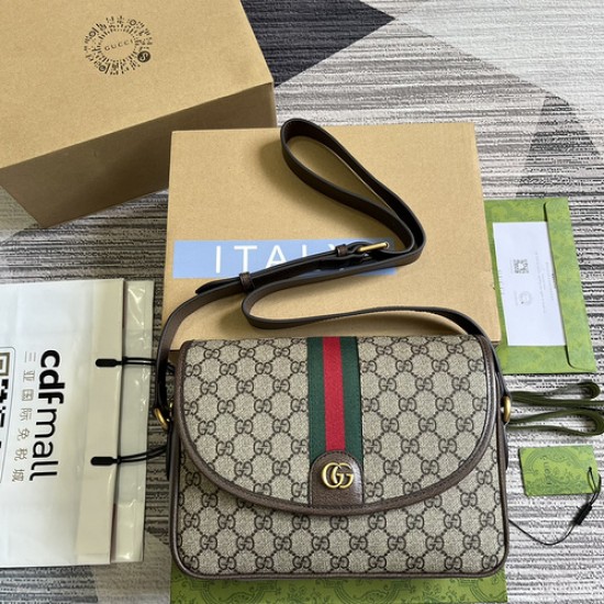 GUCCI 724704