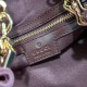 GUCCI 746210.